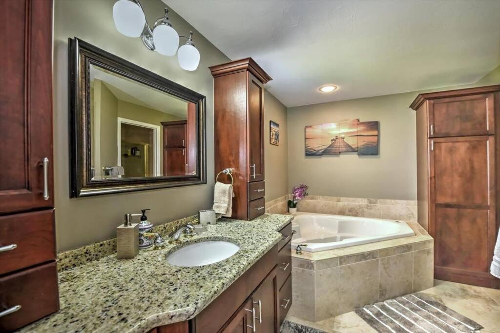 Cape Coral Paradise 4 Bd 12Sleeps, W/Heated Pool 외부 사진